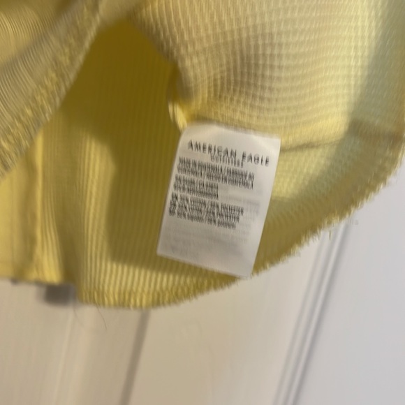 American Eagle sleeveless pastel yellow tank crop top size medium NWOT - Picture 5 of 6